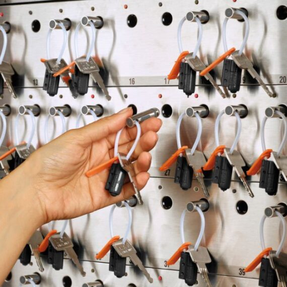 Key Management Systems for Automobile Showrooms