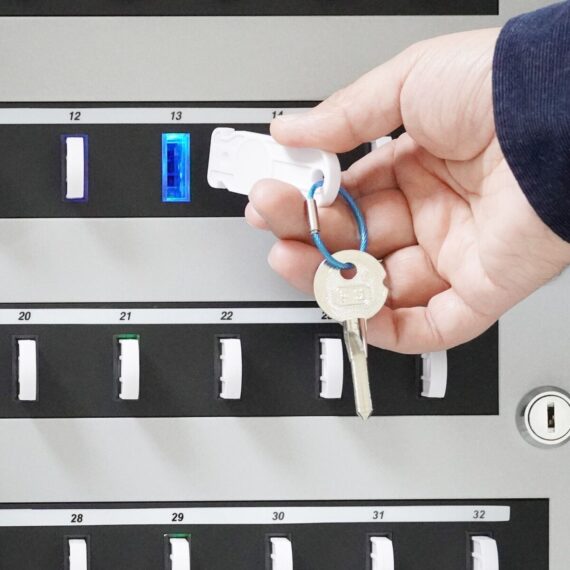 Key Management Systems for Automobile Showrooms